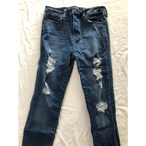 Abercrombie & Fitch Simone High Rise Super Skinny distressed size 28/6 - Picture 2 of 8